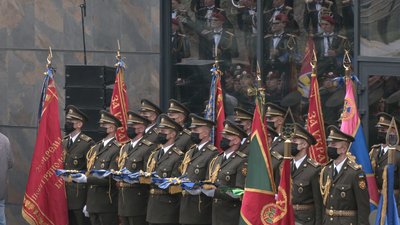 На Хортиці склали присягу ліцеїсти. До них звернувся Зеленський На Хортиці склали присягу ліцеїсти. До них звернувся Зеленський
