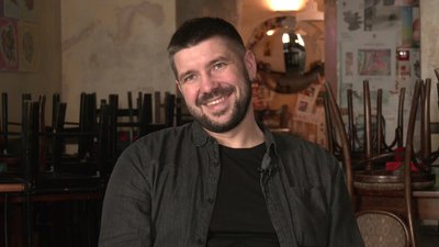 Стендапер Сашко Черноголов Стендапер Сашко Черноголов