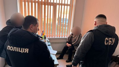 На Вінниччині посадовці завдали державі збитків понад 5 мільйонів гривень На Вінниччині посадовці завдали державі збитків понад 5 мільйонів гривень