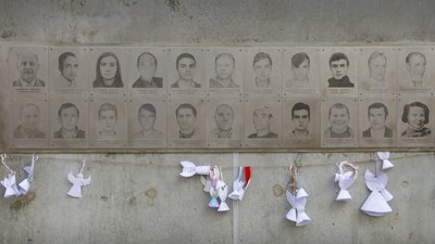 "Ангели пам'яті". У Чернівцях вшанували пам'ять Героїв Небесної Сотні "Ангели пам'яті". У Чернівцях вшанували пам'ять Героїв Небесної Сотні