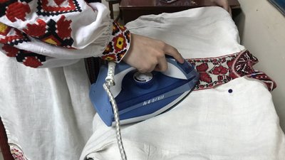 У Житомирі створили ансамбль, котрий виступає в автентичному поліському одязі ХІХ століття У Житомирі створили ансамбль, котрий виступає в автентичному поліському одязі ХІХ століття