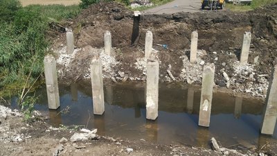 ремонт мосту через річку Полонка ремонт мосту через річку Полонка
