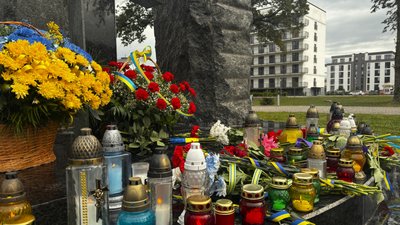 У Мукачеві до Дня захисників і захисниць України вшанували загиблих Героїв