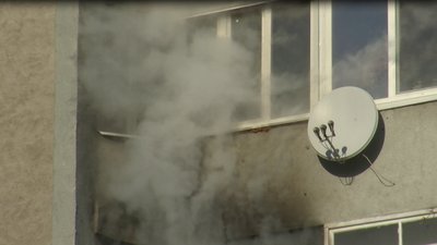 Лучанка, яку врятували з палаючої квартири, госпіталізована Лучанка, яку врятували з палаючої квартири, госпіталізована