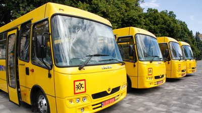 Шкільні автобуси Шкільні автобуси