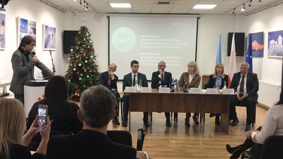 Досвід децентралізації у Польщі і Україні обговорювали у Франківську Досвід децентралізації у Польщі і Україні обговорювали у Франківську