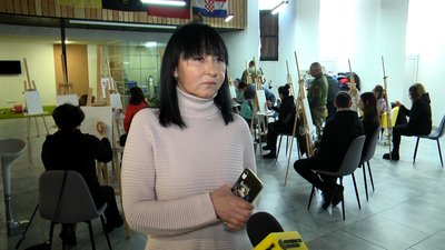 Мистецтво як ліки: для сімей військовослужбовців в Житомирі провели заняття з арттерапії Мистецтво як ліки: для сімей військовослужбовців в Житомирі провели заняття з арттерапії
