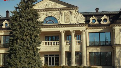 У маєтку Медведчука знайшли шубосховище, пів мільйона і 114 приміщень — "Слідство.Інфо"