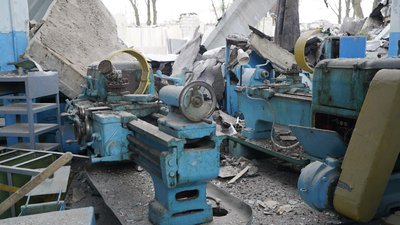 На 80% зруйнований атаками РФ технікум у Київському районі Харкова: фоторепортаж