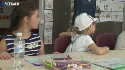 Студенти однієї з черкаських мовних шкіл "заморозили" оплачені заняття до вересня Студенти однієї з черкаських мовних шкіл "заморозили" оплачені заняття до вересня