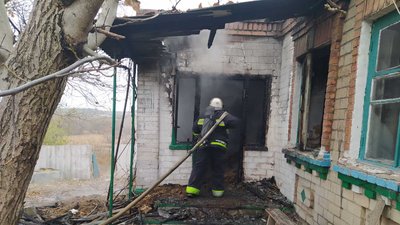 У селі на Кіровоградщині під час пожежі загинули четверо людей У селі на Кіровоградщині під час пожежі загинули четверо людей