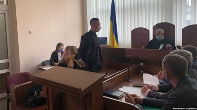 Суд виніс вирок чоловіку, який підпалив авто журналістки "Радіо Свобода"