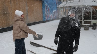 Херсон, погода, вулиця, місто, сніг, сніжки