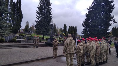 У Тернополі вшанували пам'ять загиблих в Другій світовій війні У Тернополі вшанували пам'ять загиблих в Другій світовій війні