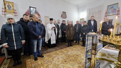 Молились за мир в Україні: різдвяні богослужіння у Кропивницькому Молились за мир в Україні: різдвяні богослужіння у Кропивницькому
