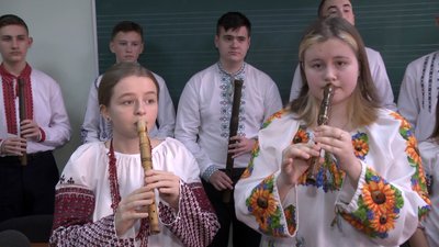 Напередодні Різдва в музичній школі у Луцьку організували святковий концерт Напередодні Різдва в музичній школі у Луцьку організували святковий концерт