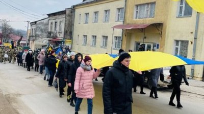 На Тернопільщині поховали льотчика ударної авіації