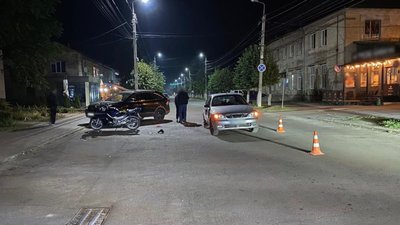 У Городищі зіткнулись легковик та мотоцикл