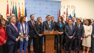 Кулеба виголосив спільну заяву про війну в Україні від імені урядів 53 країн Кулеба виголосив спільну заяву про війну в Україні від імені урядів 53 країн
