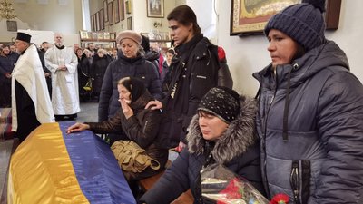 У Полтаві прощаються з воїном Тарасом Голубицьким
