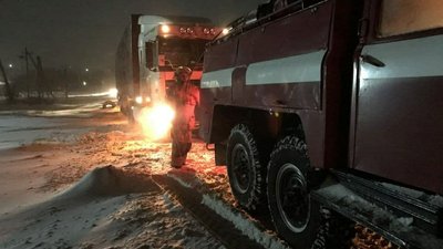 На Кіровоградщині минулої доби рятувальники витягли зі снігу 78 машин На Кіровоградщині минулої доби рятувальники витягли зі снігу 78 машин