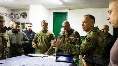 Головком Сирський та голова розвідки Буданов з військовими на Покровському напрямку