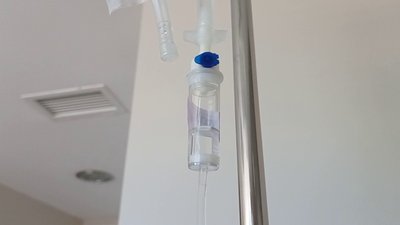 Херсонцю на операцію з пересадки кісткового мозку потрібен 1 мільйон гривень Херсонцю на операцію з пересадки кісткового мозку потрібен 1 мільйон гривень