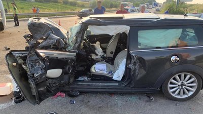 На дорозі "Львів-Мукачево" трапилась подвійна аварія: травмована 3-річна дитина На дорозі "Львів-Мукачево" трапилась подвійна аварія: травмована 3-річна дитина