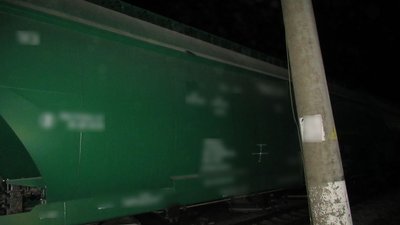 На Сумщині підлітка вдарило струмом на даху вагона, хлопець — у лікарні