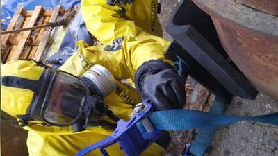 Розгерметизація ємності з хлором: в Одесі стався витік хімікатів Розгерметизація ємності з хлором: в Одесі стався витік хімікатів