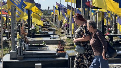 кладовище, могили захиників