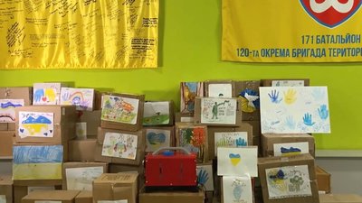 Вінницькі учні ліцею №10 передали військовим дві автономні системи опалення Вінницькі учні ліцею №10 передали військовим дві автономні системи опалення