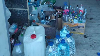 Підпільний цех з виробництва алкоголю Підпільний цех з виробництва алкоголю