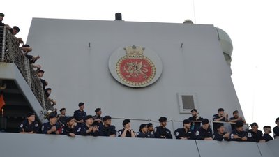 Військово-морський оркестр зіграв для екіпажу британського есмінця Dragon, що пришвартувався в Одесі Військово-морський оркестр зіграв для екіпажу британського есмінця Dragon, що пришвартувався в Одесі