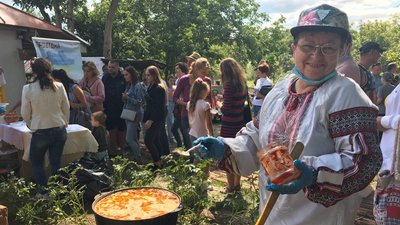 Свій борщ з дичини готує Анна Зелюк Свій борщ з дичини готує Анна Зелюк
