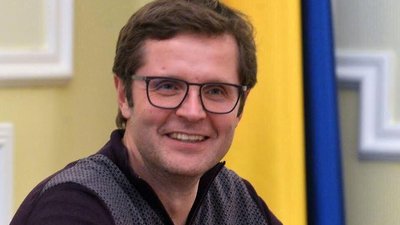 ЗМІ з'ясували, що нардеп Слуги народу перед закриттям кордону вилетів на Кіпр. Він відповів