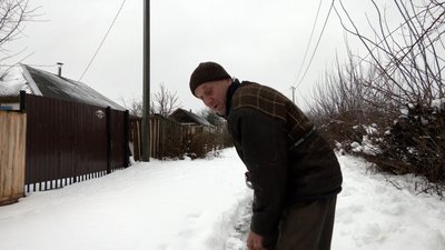 Три доби заблоковані снігом: у селі Дробишів на Чернігівщині не можуть прочистити дорогу Три доби заблоковані снігом: у селі Дробишів на Чернігівщині не можуть прочистити дорогу