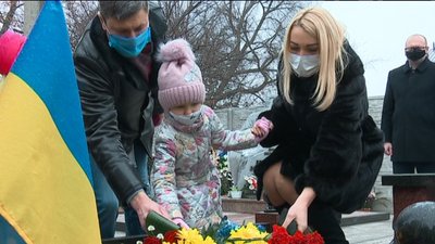 У Сумах відзначають День гідності та свободи У Сумах відзначають День гідності та свободи