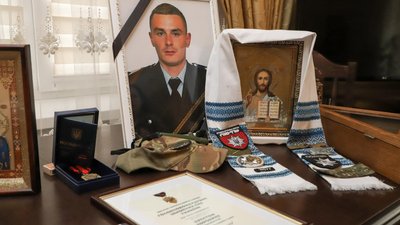 Загиблого оборонця з Вінниччини нагородили відзнакою "Хрест хоробрих"