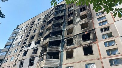 "Машини потрапляли під обстріл": як під час повномасштабної війни у Харкові вивозять сміття
