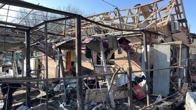 Атака БпЛА на Полтаву 1 квітня: поранені в лікарні, будинки зруйновані