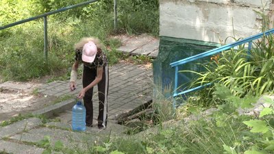 Більш ніж половина природних джерел води у Харкові не придатна для пиття Більш ніж половина природних джерел води у Харкові не придатна для пиття