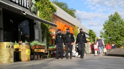 Поліцейські та Нацгвардійці патрулюватимуть одеські пляжі Поліцейські та Нацгвардійці патрулюватимуть одеські пляжі
