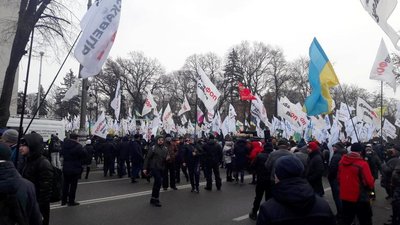 Близько двох тисяч підприємців з Житомирщини долучилися до акції протесту під Верховною Радою