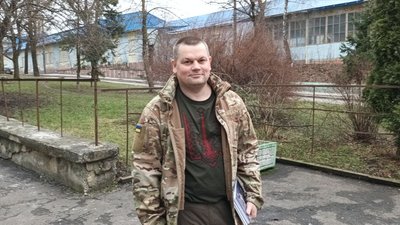 Андрій Кириченко, боєць, письменник Андрій Кириченко, боєць, письменник