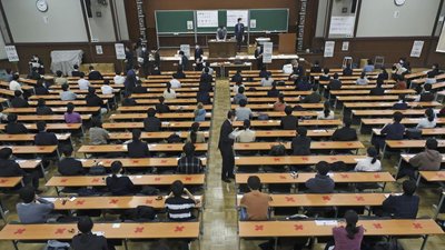 В Японії університет анулював іспит студента, який відмовився правильно носити маску