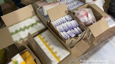 На Дніпропетровщині виявили канал контрабанди наркотиків до країн Європи