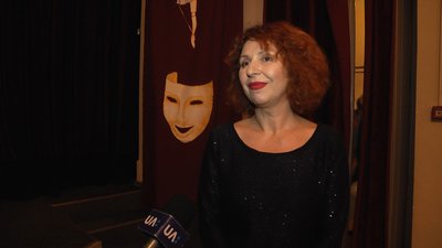 У Житомирі у театрі ляльок відбулася прем'єра новорічної вистави "Зоряний Всесвіт чекає на свято" У Житомирі у театрі ляльок відбулася прем'єра новорічної вистави "Зоряний Всесвіт чекає на свято"