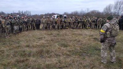 На українсько-білоруському кордоні на Волині сили оборони вчаться зупиняти броньовану ворожу техніку На українсько-білоруському кордоні на Волині сили оборони вчаться зупиняти броньовану ворожу техніку
