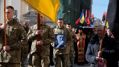 У Стрию та Львові попрощалися з бійцем ДУК "Правий сектор" Тарасом Бобаничем